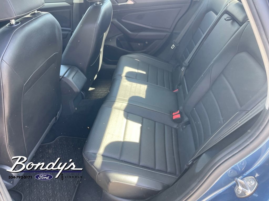 Used 2021 Volkswagen Jetta SE image 11