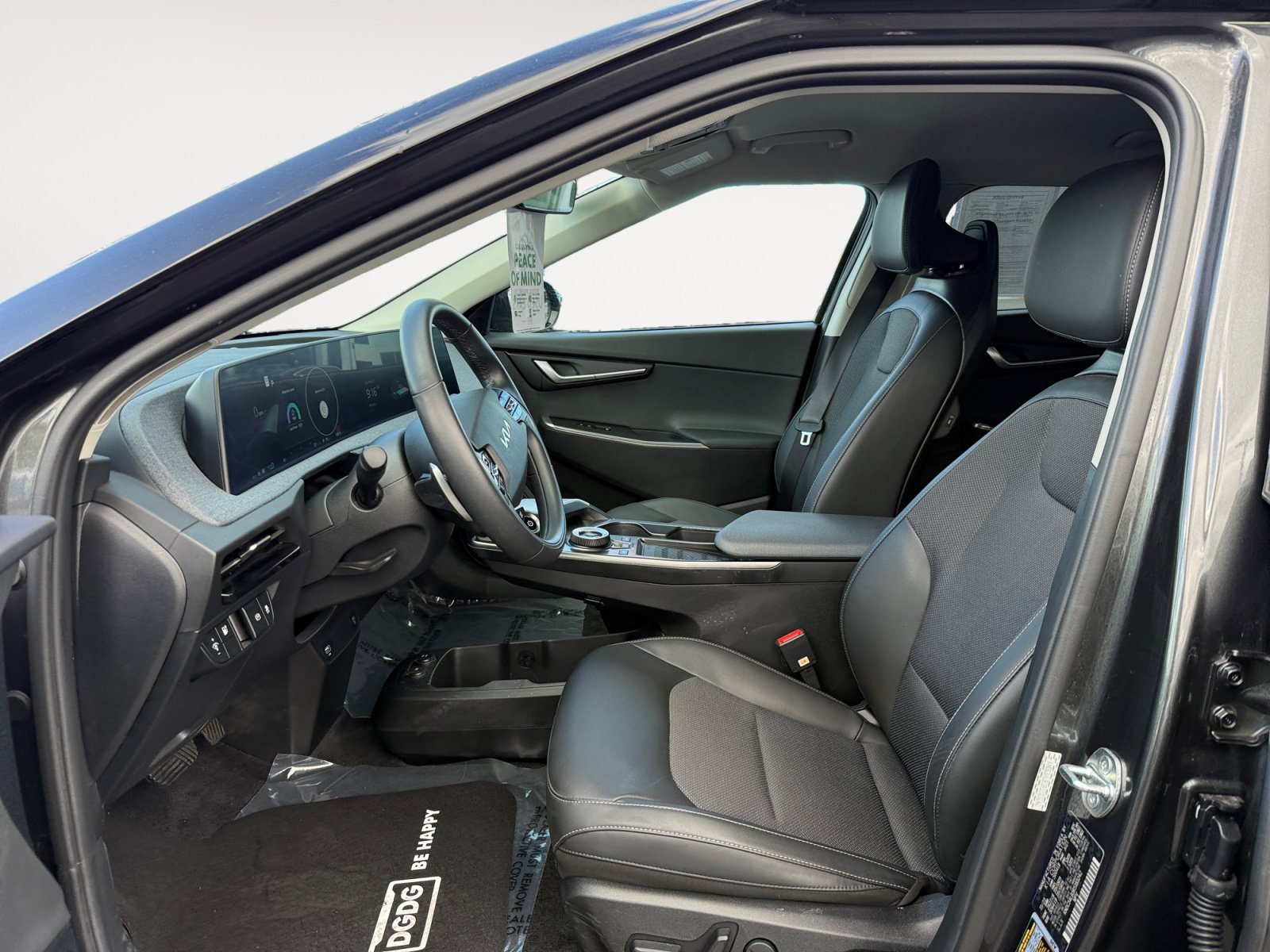 Used 2024 Kia EV6 Light RWD image 10