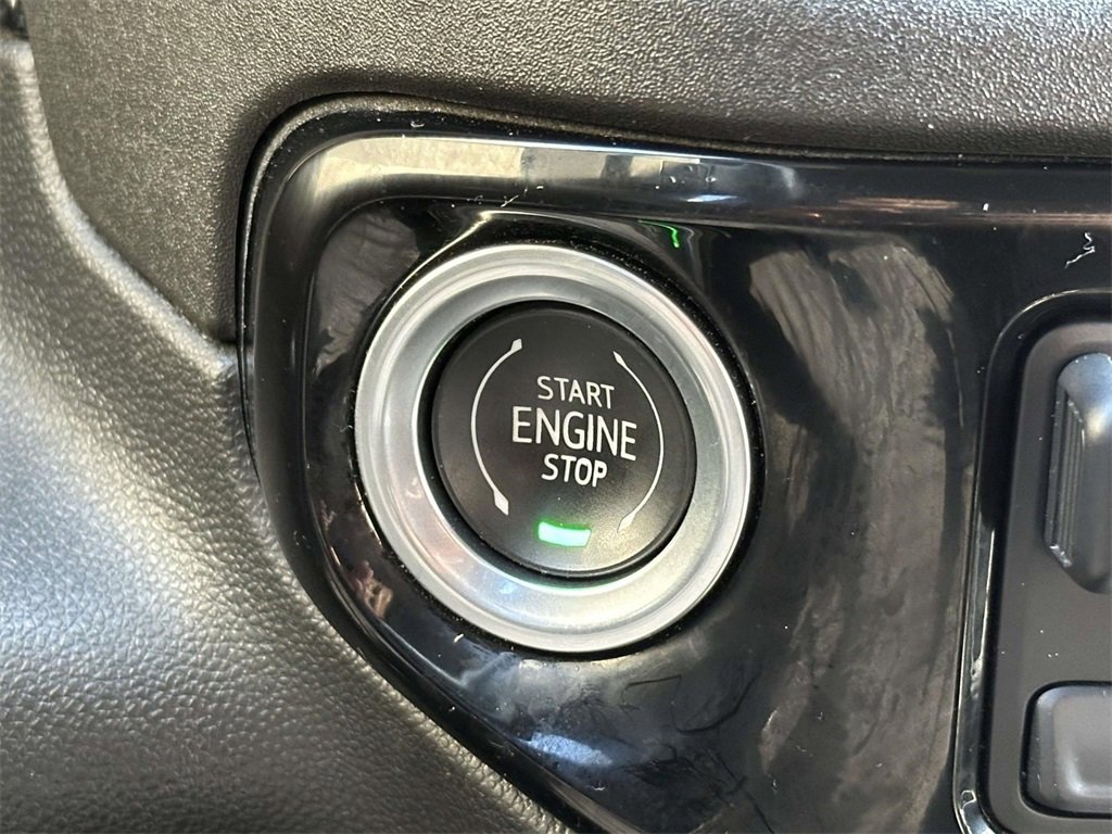 Used 2023 Chevrolet Silverado 1500 RST w/ Convenience Package II image 8