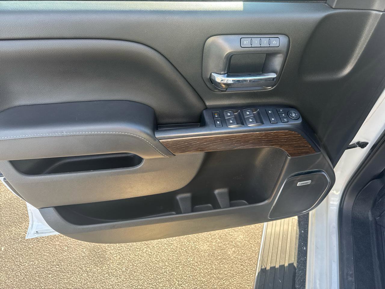 Used 2018 GMC Sierra 1500 Denali w/ Denali Ultimate Package image 20