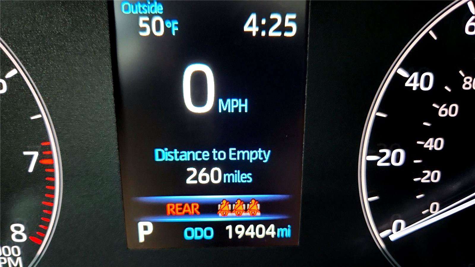 Used 2023 Toyota Corolla Cross LE w/ Moonroof Package image 27