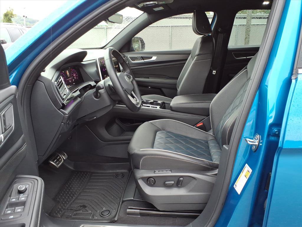 Used 2024 Volkswagen Atlas Cross Sport SEL Premium R-Line image 10