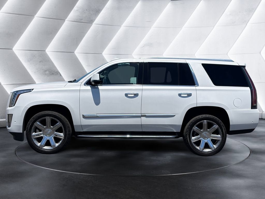 Certified 2020 Cadillac Escalade Luxury RWD image 2