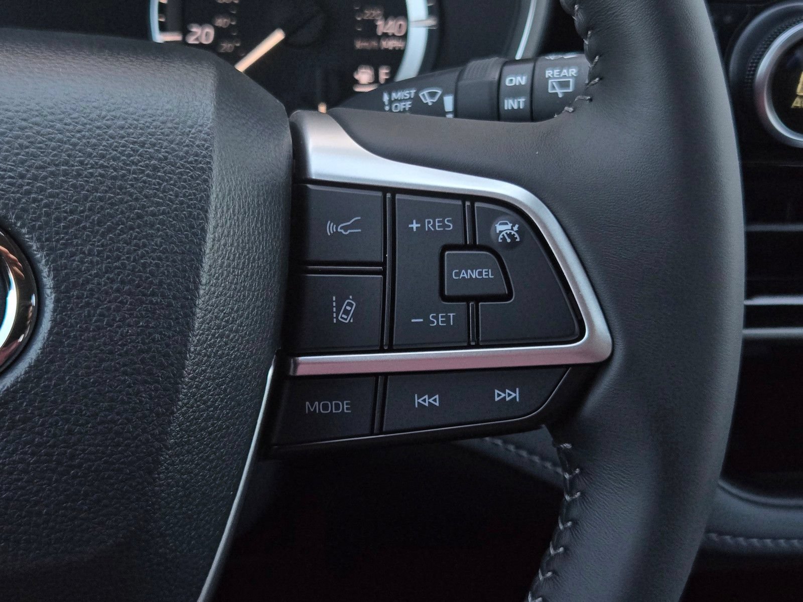 Certified 2026 Toyota Highlander XLE AWD/4WD image 21