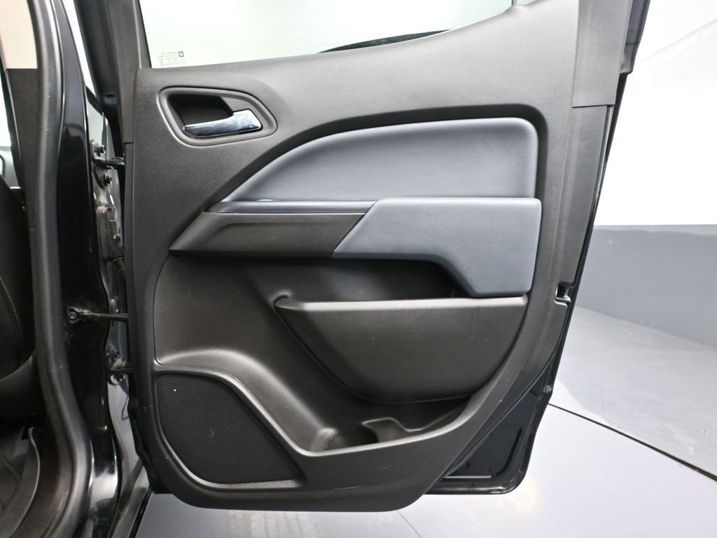 Used 2020 Chevrolet Colorado Z71 AWD/4WD image 40