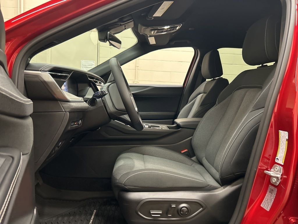 New 2026 Jeep Cherokee Laredo image 7