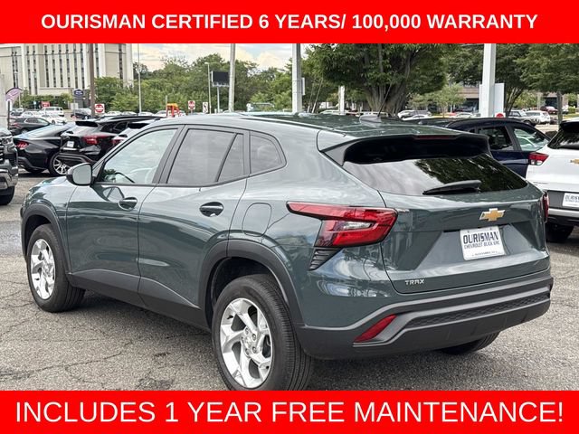 Used 2025 Chevrolet Trax LS w/ LS Convenience Package FWD image 4