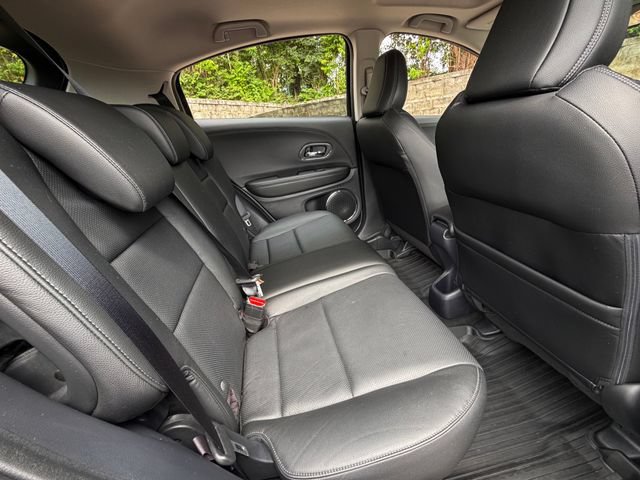 Used 2020 Honda HR-V Touring image 33