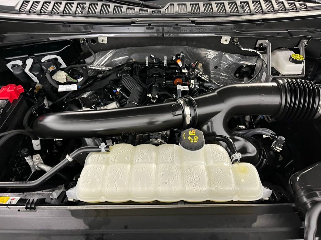 Used 2025 Ford Expedition Platinum image 40