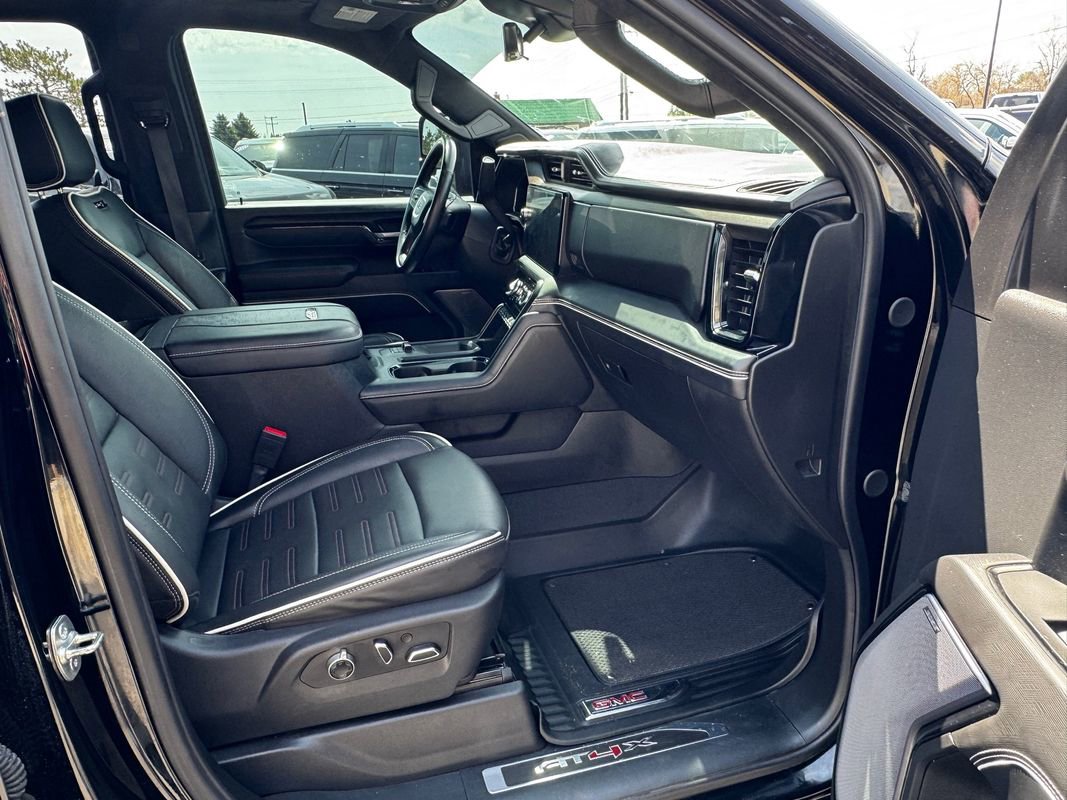 Used 2025 GMC Sierra 2500 AT4X AWD/4WD image 24