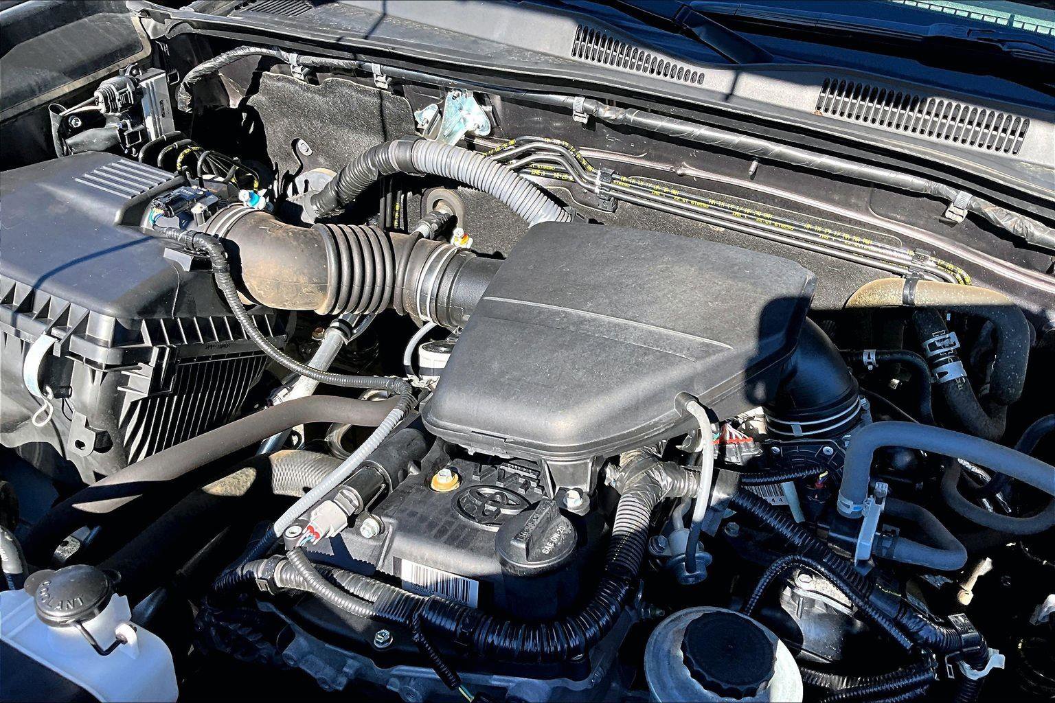 Certified 2019 Toyota Tacoma SR5 image 33