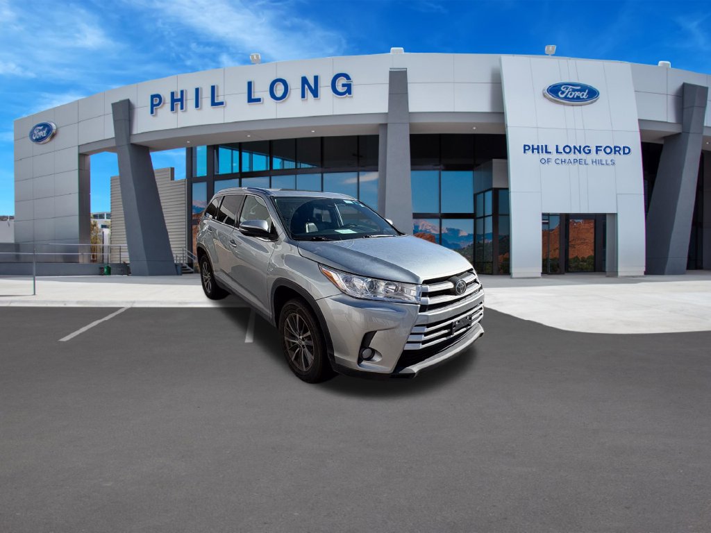Used 2019 Toyota Highlander XLE FWD image 9