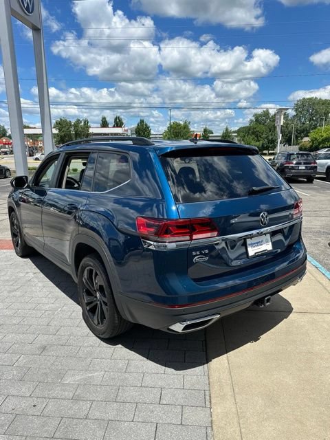 Used 2023 Volkswagen Atlas SE w/ Panoramic Sunroof Package FWD image 11