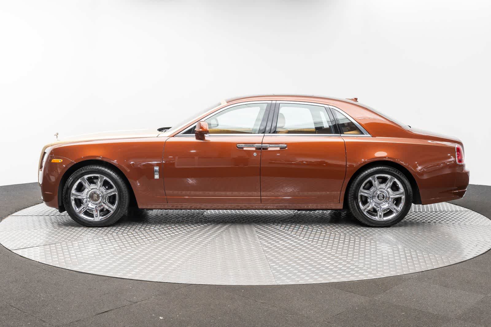 Used 2013 Rolls-Royce Ghost RWD image 3