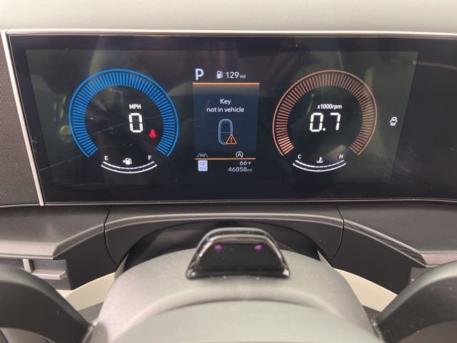 Used 2024 Hyundai Santa Fe SEL image 24