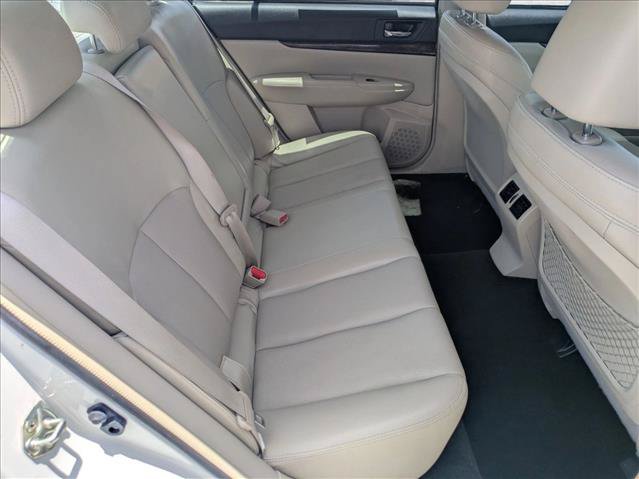 Used 2014 Subaru Legacy 2.5i Limited w/ Moonroof Package AWD/4WD image 19