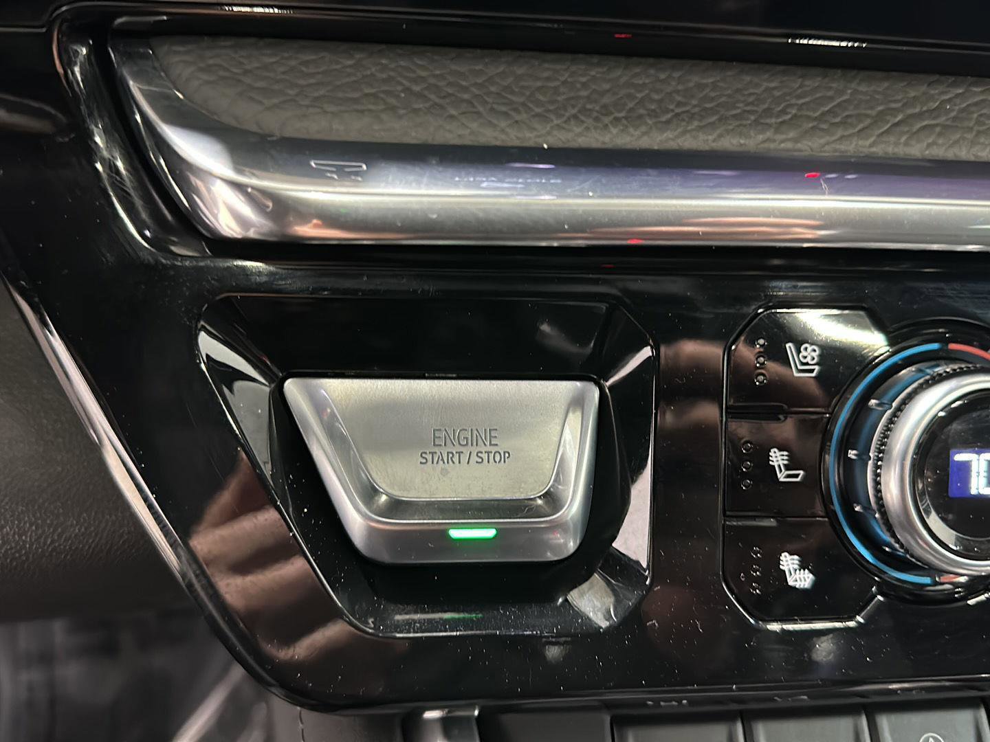 Used 2024 GMC Sierra 1500 Denali w/ Denali Reserve Package image 16