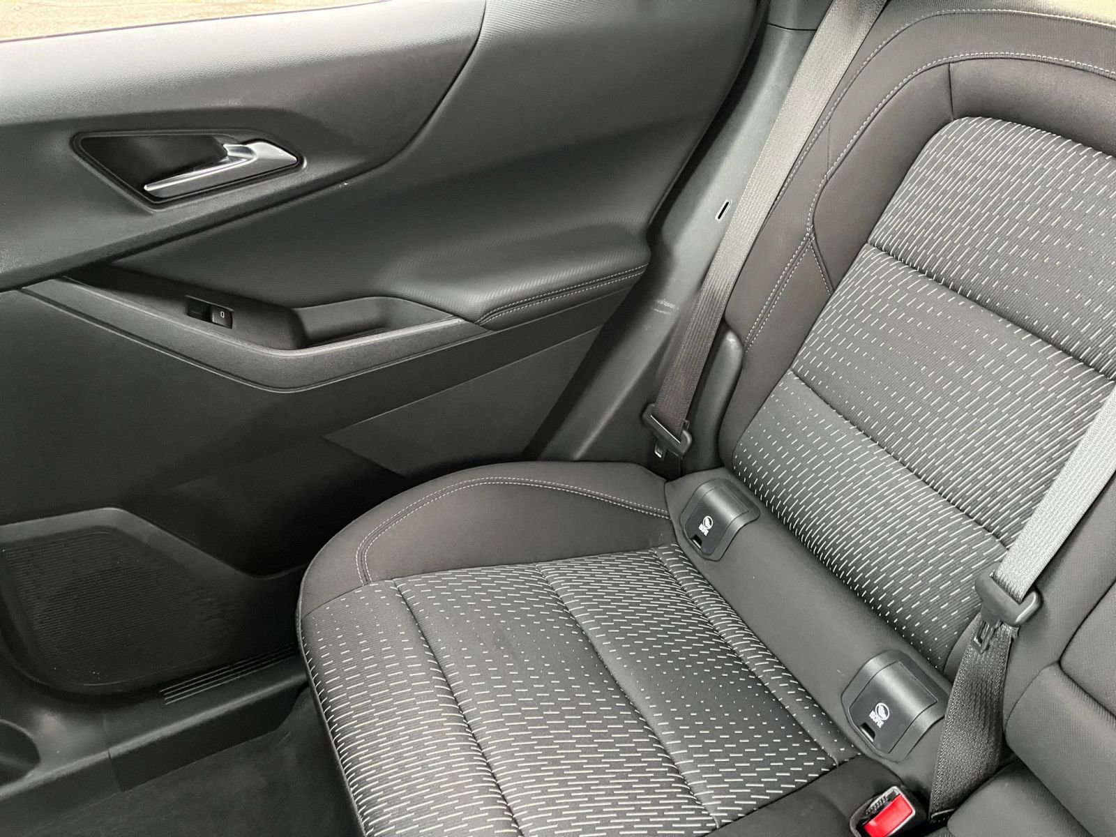 Used 2025 Chevrolet Equinox LT image 38