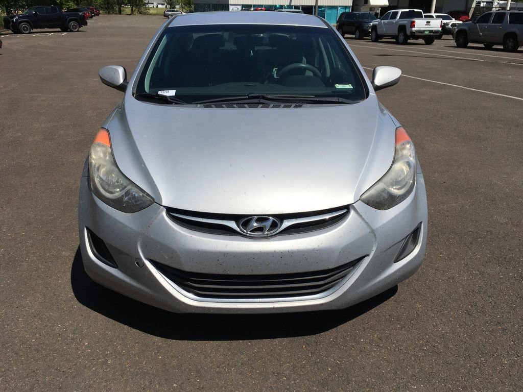 Used 2013 Hyundai Elantra GLS FWD image 9