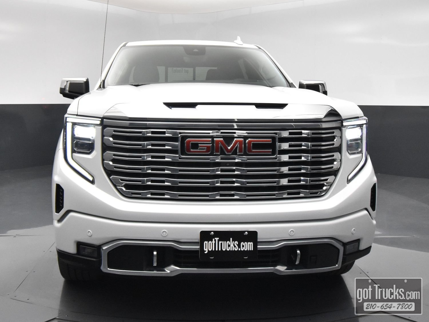Used 2023 GMC Sierra 1500 Denali w/ Denali Reserve Package AWD/4WD image 53