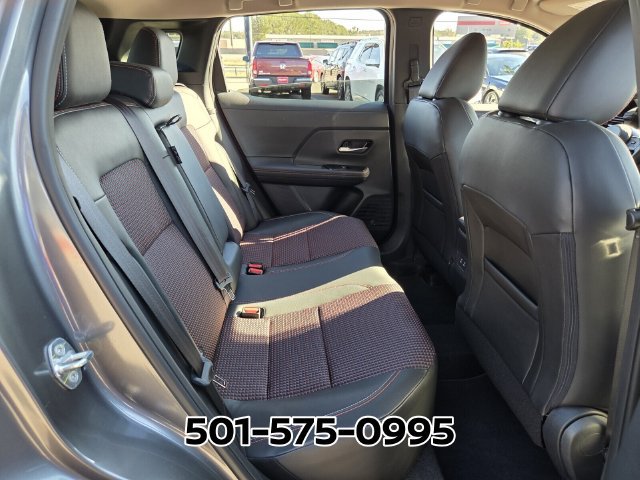 Used 2025 Nissan Kicks SR FWD image 16