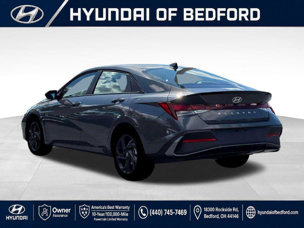 New 2026 Hyundai Elantra Sport FWD image 7