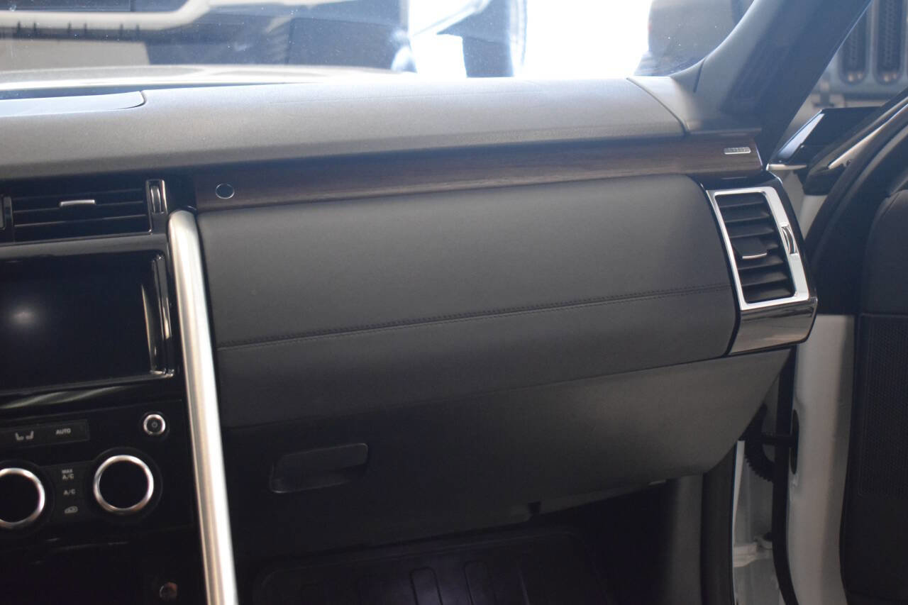 Used 2017 Land Rover Discovery HSE AWD/4WD image 44