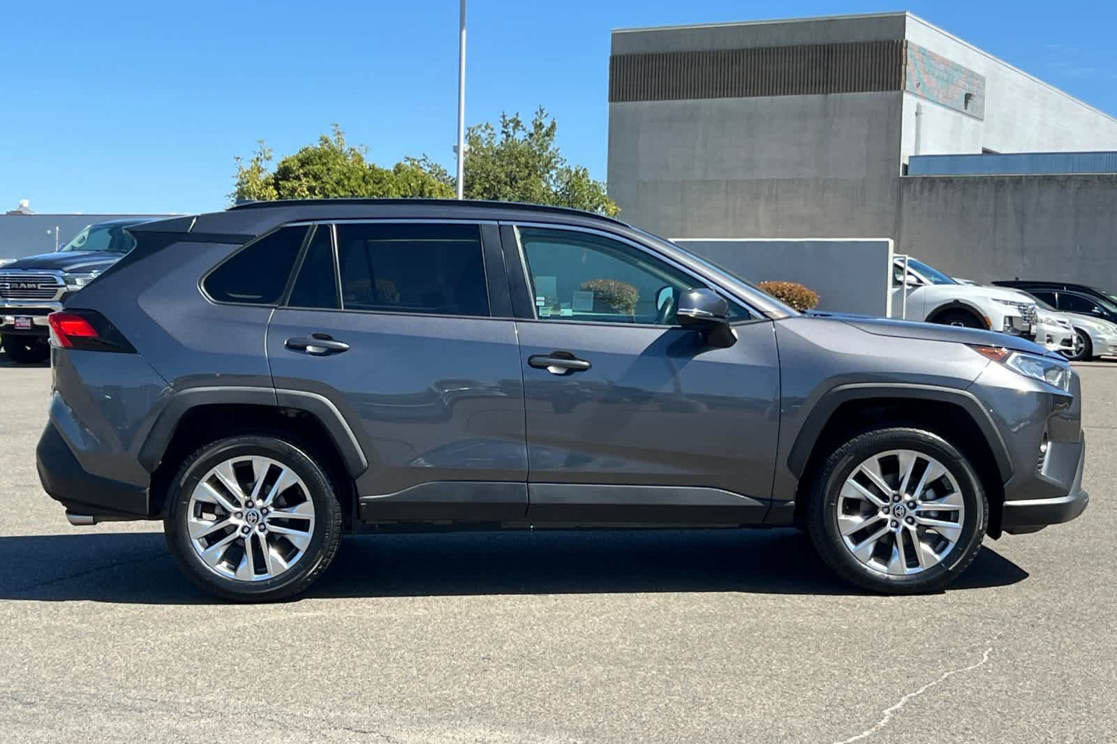 Certified 2021 Toyota RAV4 XLE Premium AWD/4WD image 6