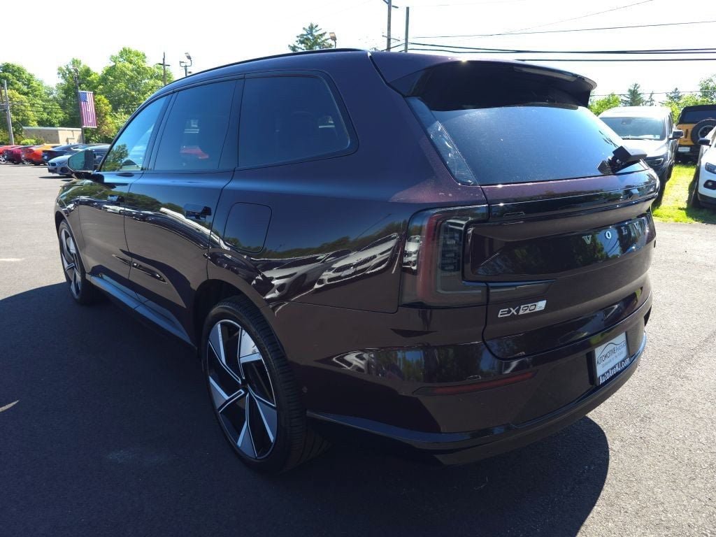 Used 2025 Volvo EX90 Ultra AWD/4WD image 8