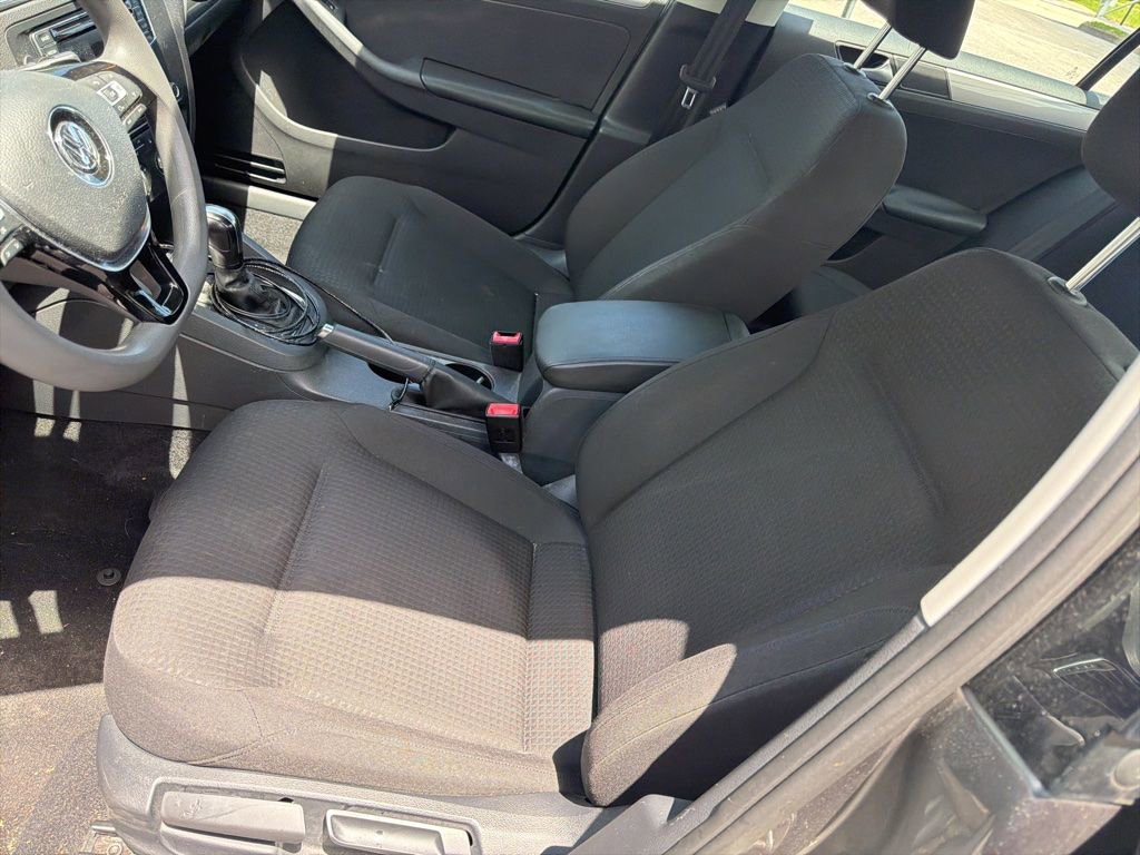 Used 2016 Volkswagen Jetta SE FWD image 15