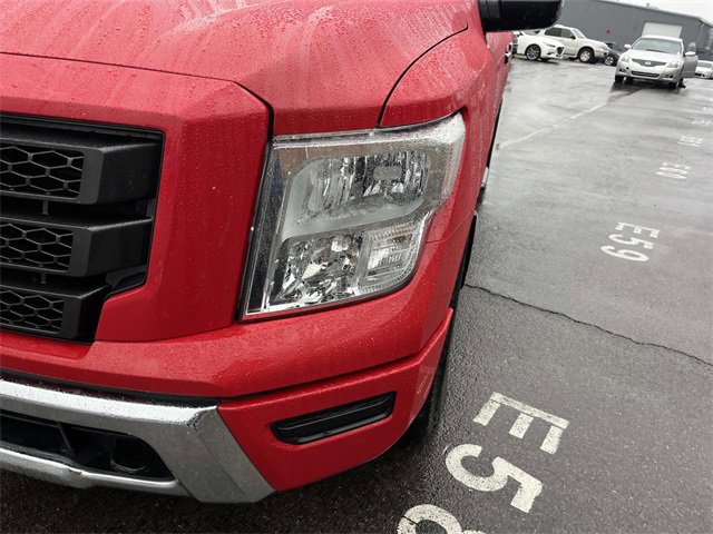 Used 2022 Nissan Titan SV w/ Accessory Utility Package image 9
