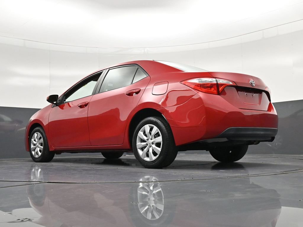 Used 2016 Toyota Corolla LE FWD image 30