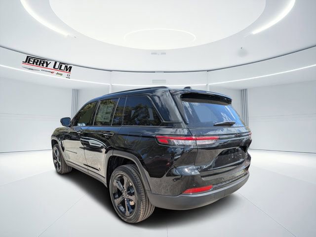 New 2025 Jeep Grand Cherokee Limited w/ Black Appearance Package image 5