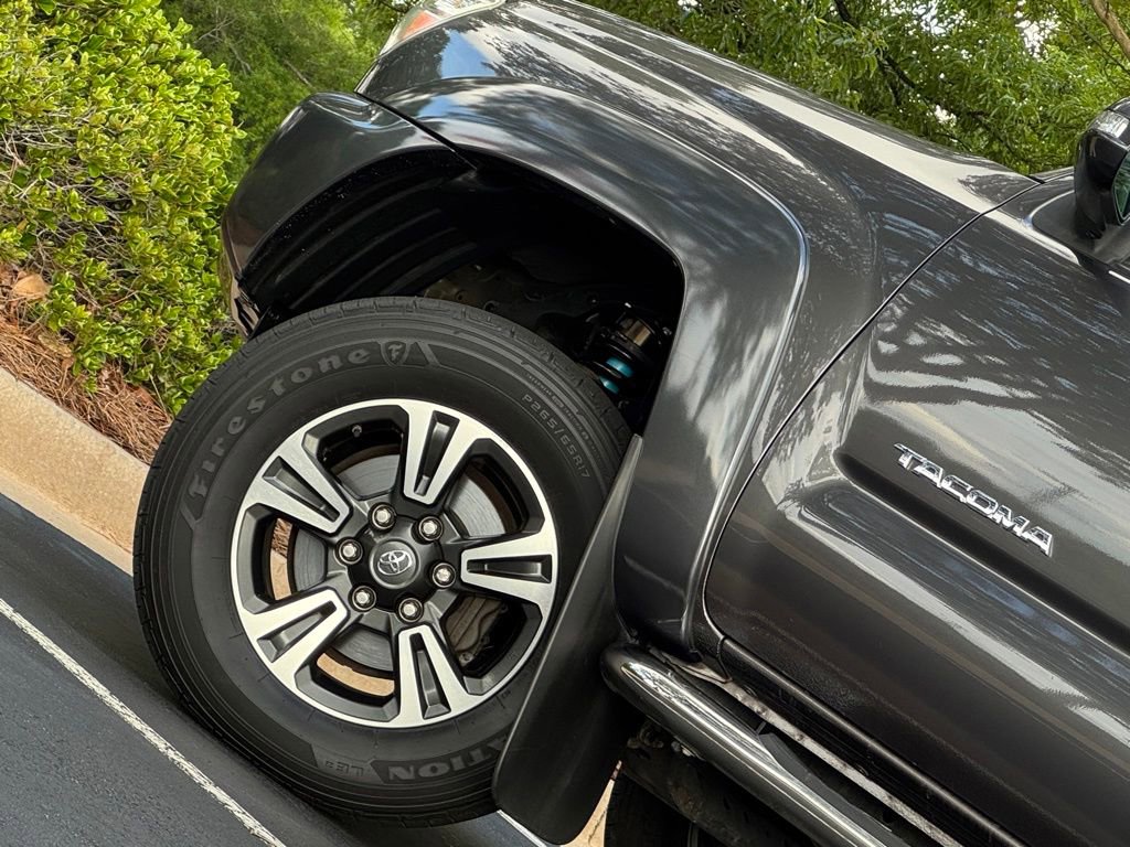 Used 2012 Toyota Tacoma 4x4 Double Cab w/ TRD Sport Pkg image 9