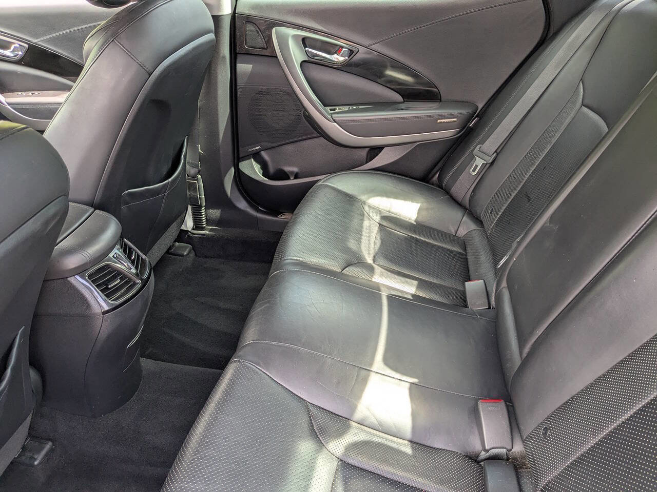 Used 2013 Hyundai Azera image 18