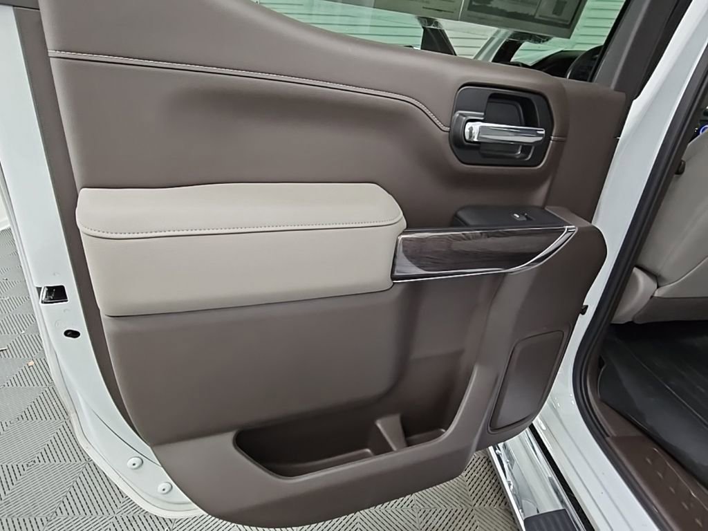 Used 2020 Chevrolet Silverado 1500 LTZ w/ LTZ Premium Package image 37