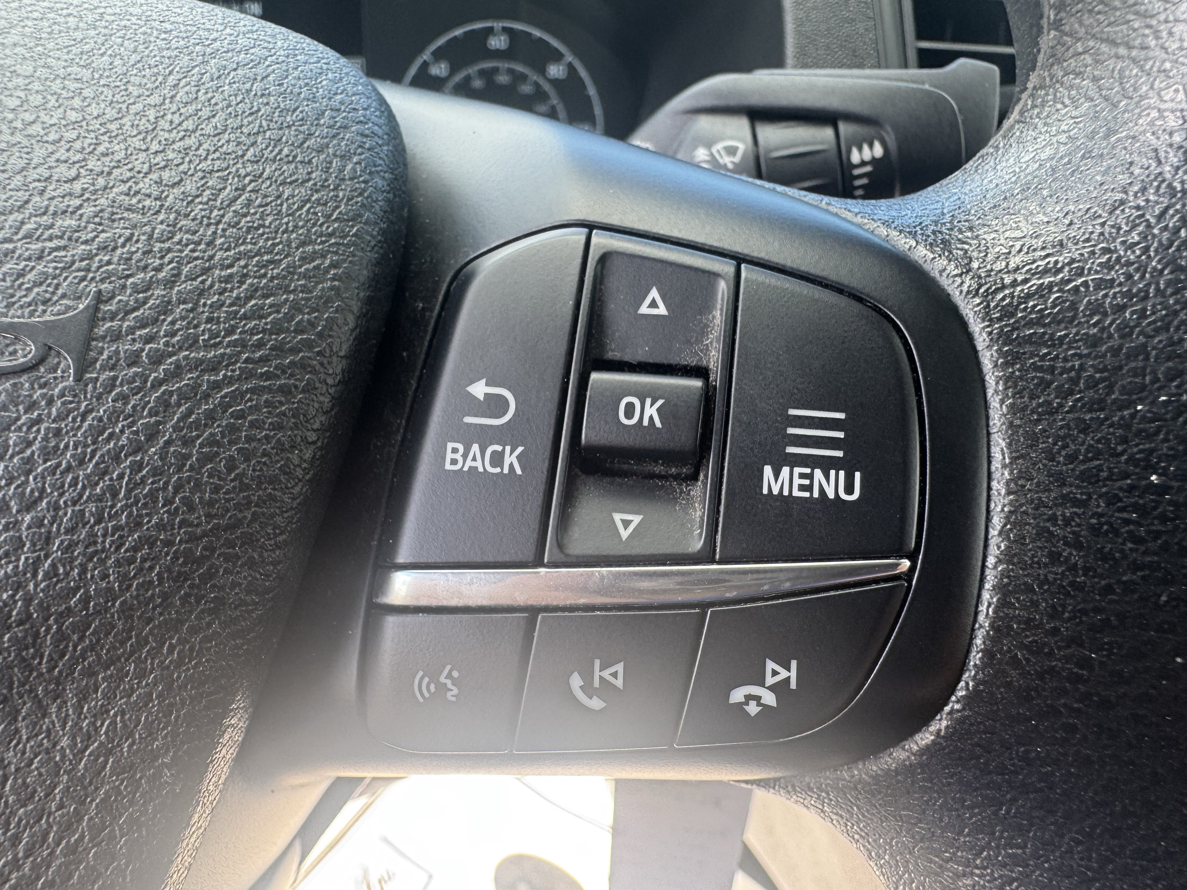 Used 2025 Ford Transit 250 Low Roof w/ Exterior Upgrade Package RWD image 18