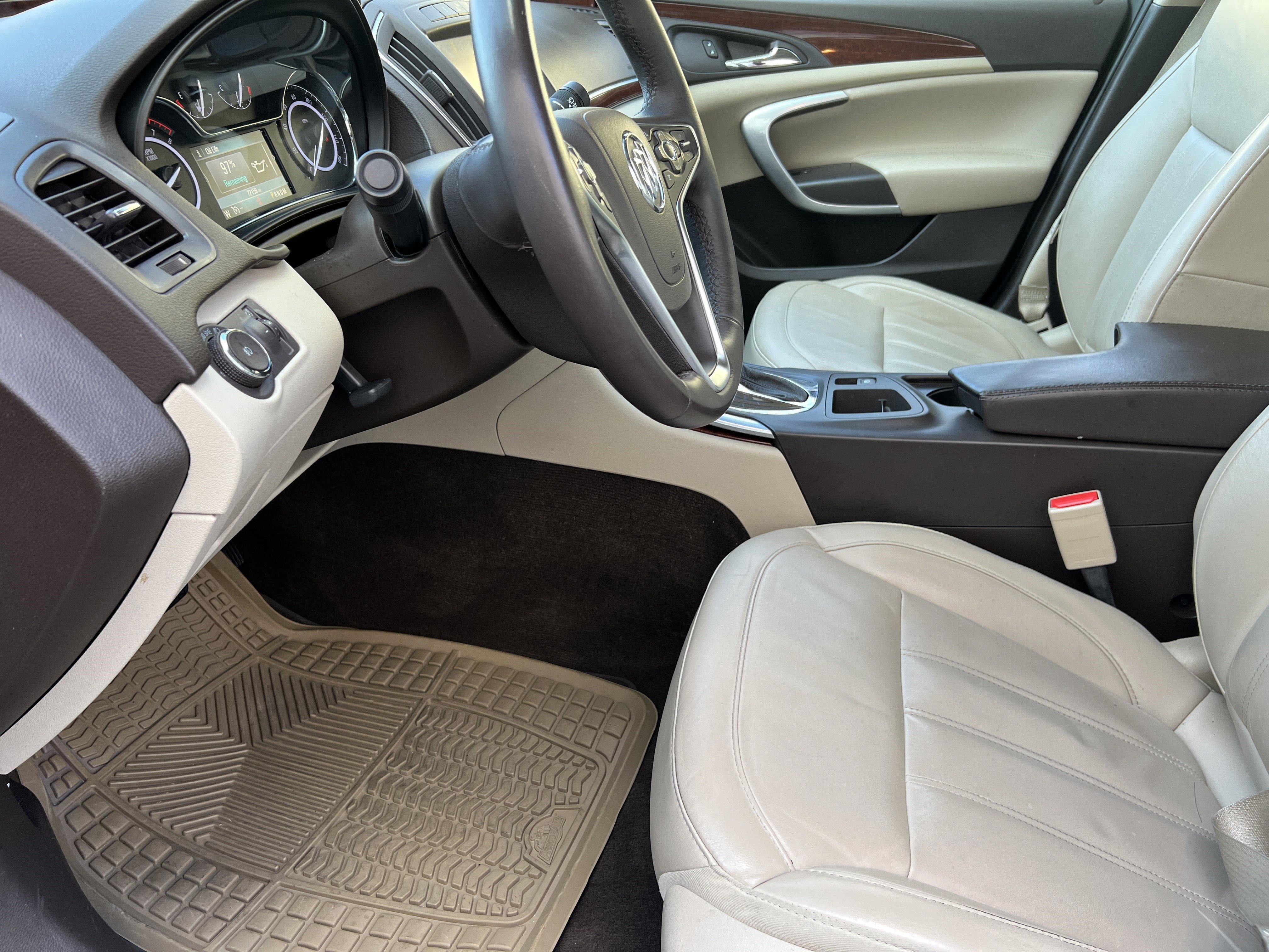 Used 2016 Buick Regal image 15
