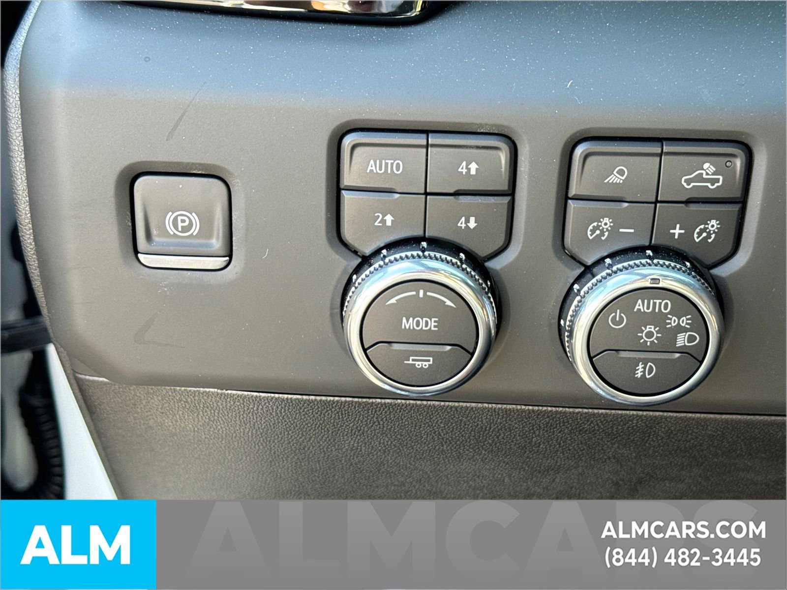 Used 2025 GMC Sierra 3500 Denali Ultimate image 39