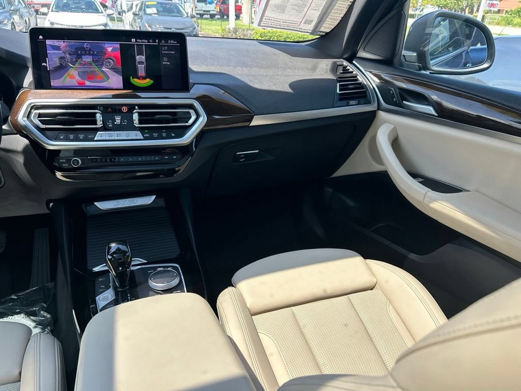 Used 2024 BMW X3 sDrive30i w/ Premium Package RWD image 12