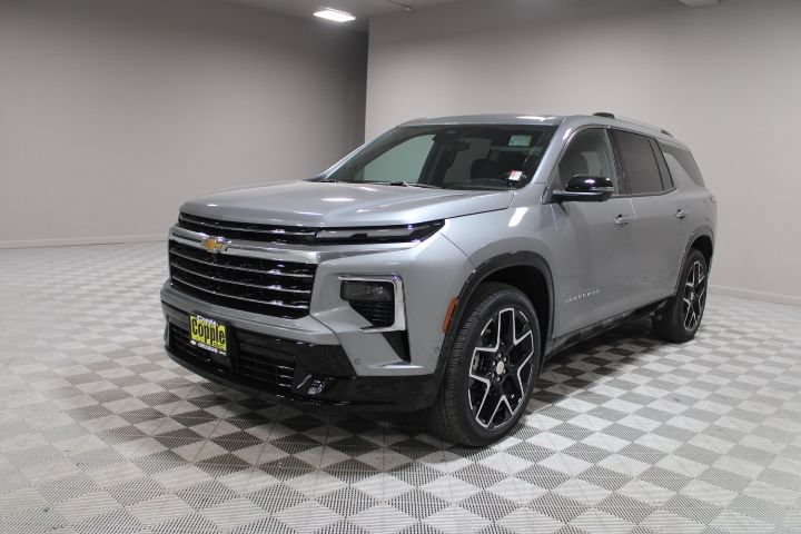 Used 2026 Chevrolet Traverse High Country w/ LPO, Floor Liner Package AWD/4WD image 4