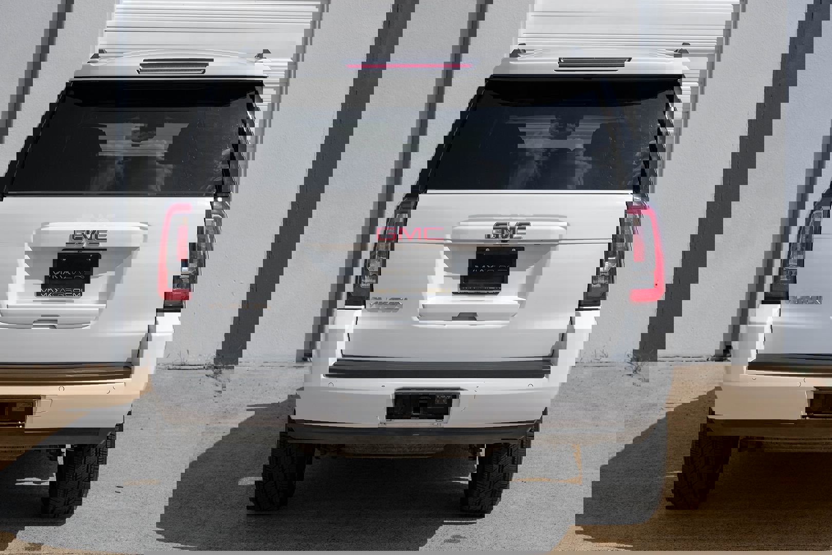 Used 2018 GMC Yukon SLT w/ Open Road Package image 9