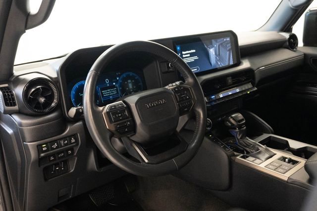 Used 2024 Toyota Land Cruiser image 3