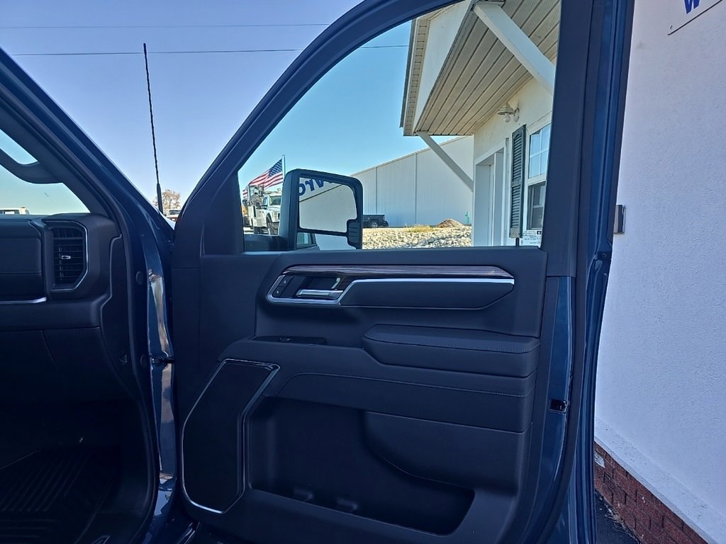 New 2026 Chevrolet Silverado 3500 LT w/ Convenience Package image 22