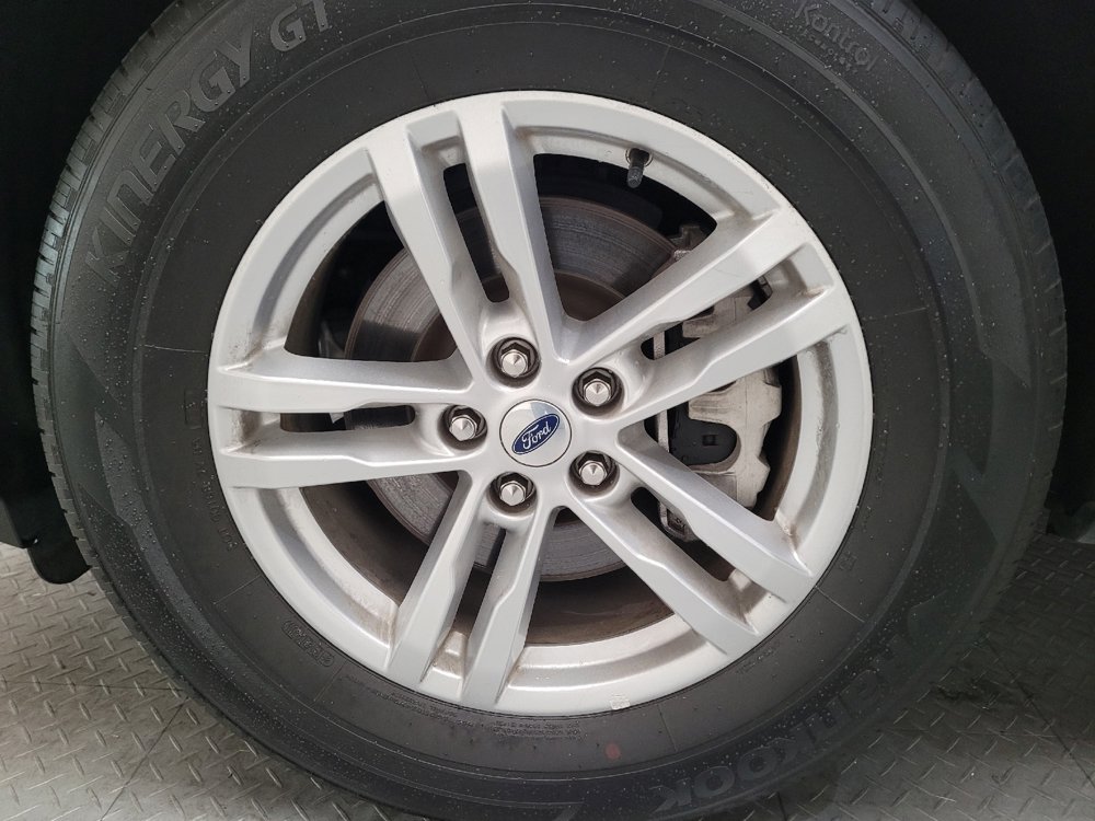 Used 2022 Ford Explorer XLT RWD image 31