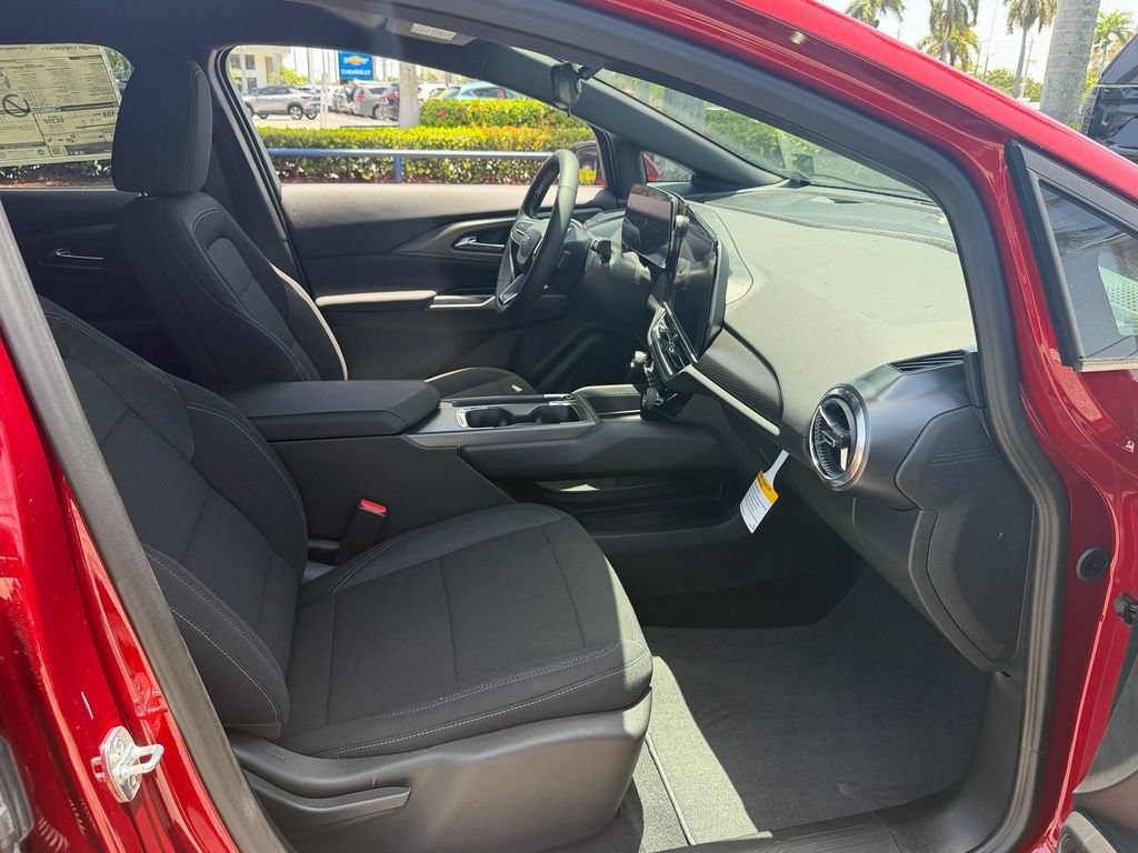 New 2026 Chevrolet Equinox EV LT w/ Comfort Package AWD/4WD image 6
