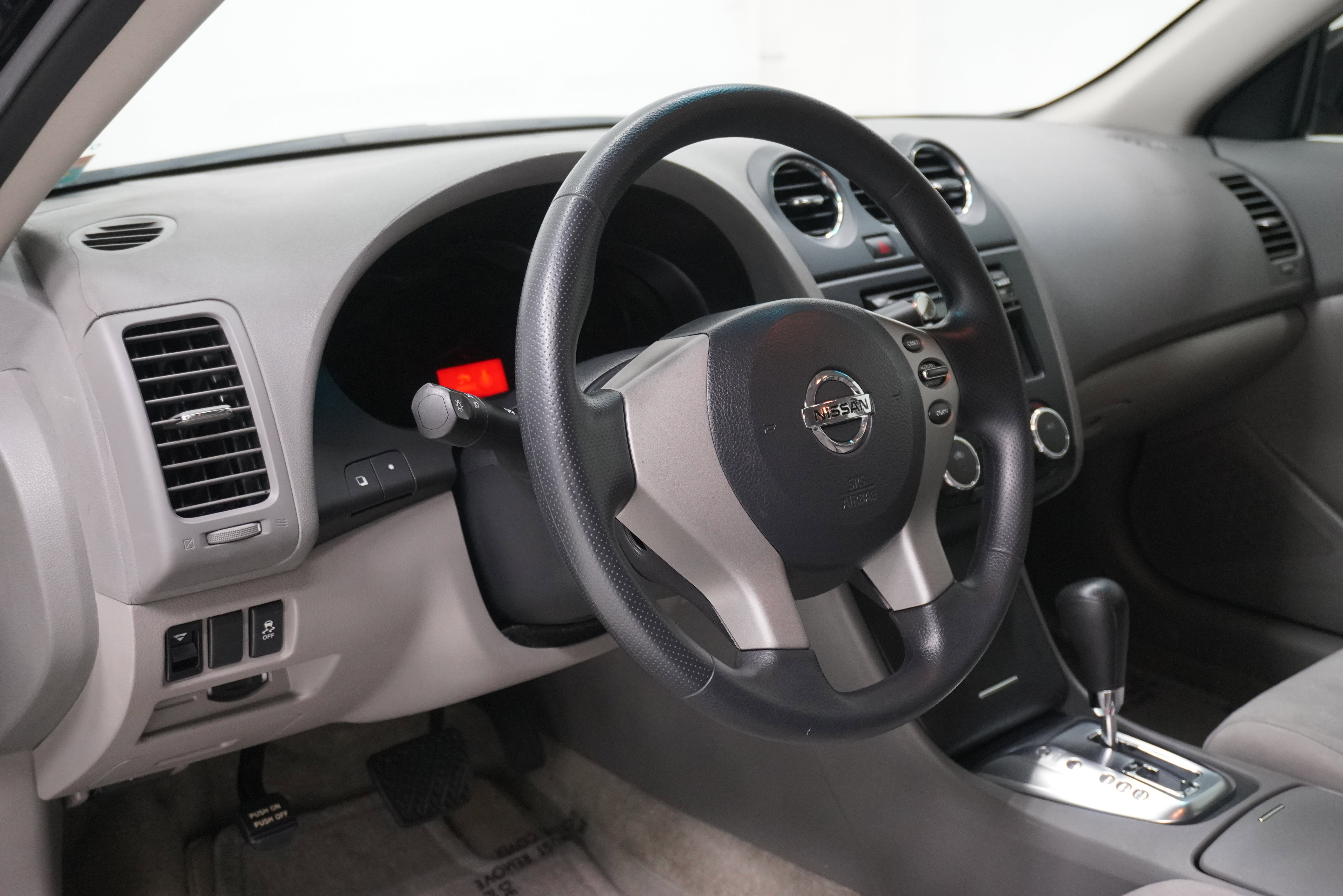 Used 2012 Nissan Altima 2.5 image 9