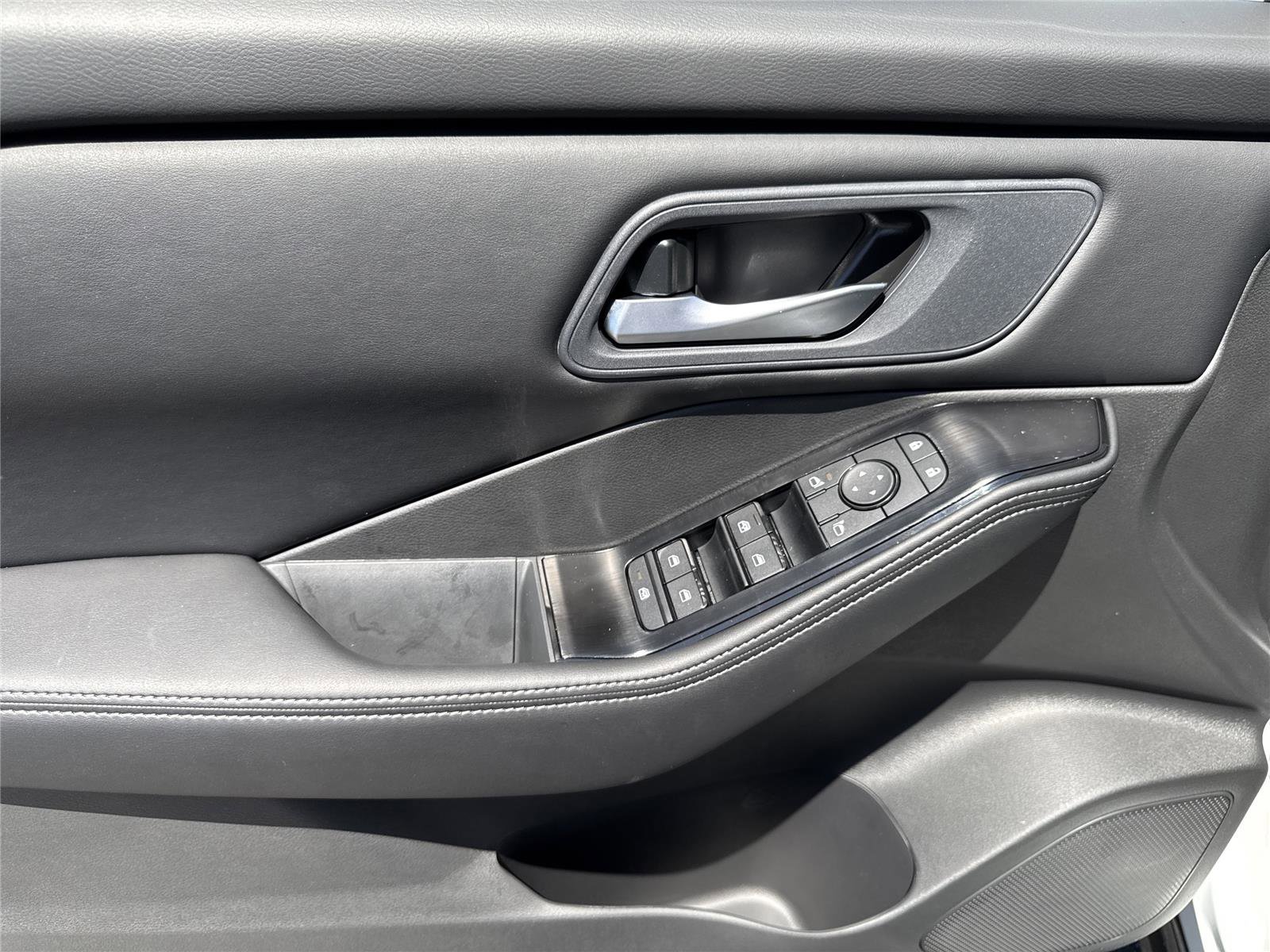 New 2026 Nissan Rogue SV w/ Cold Weather Package FWD image 17