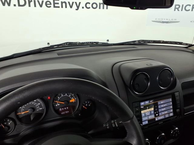 Used 2014 Jeep Patriot Latitude FWD image 27