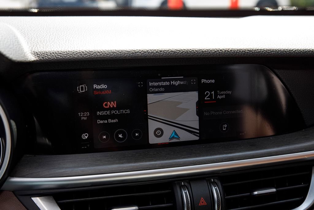 Used 2021 Alfa Romeo Stelvio Ti w/ Nero Edizione AWD/4WD image 15